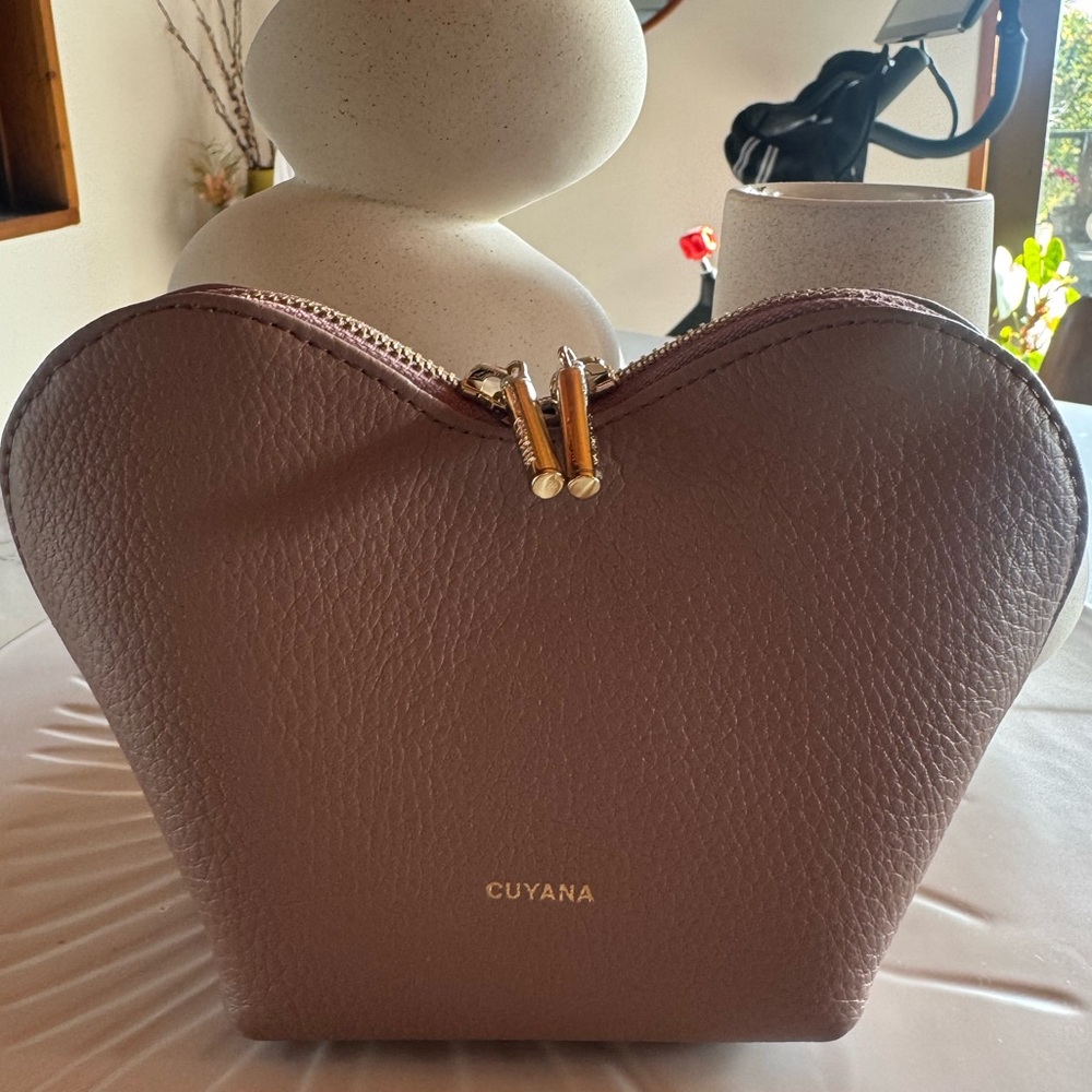 Cuyana Heart Shaped Cosmetic Bag in Soft Rose